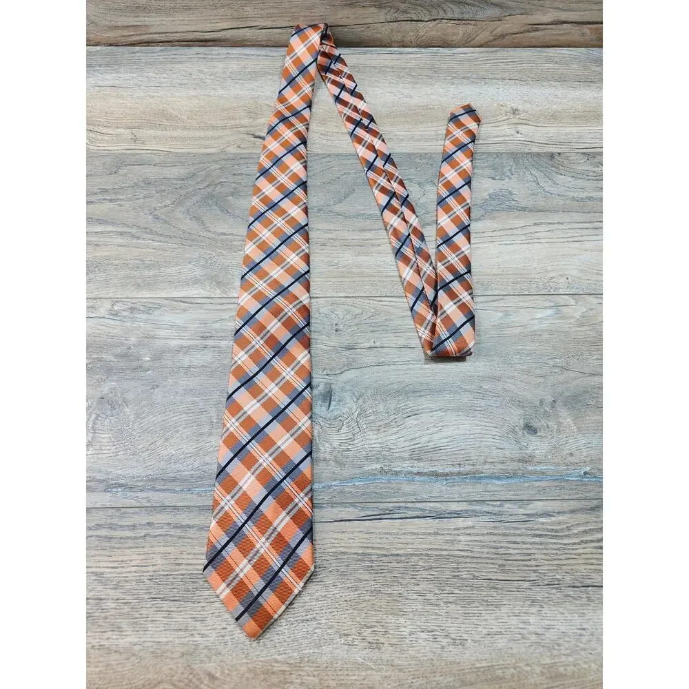 Johnson Brothers Men's Orange Striped Neck Tie